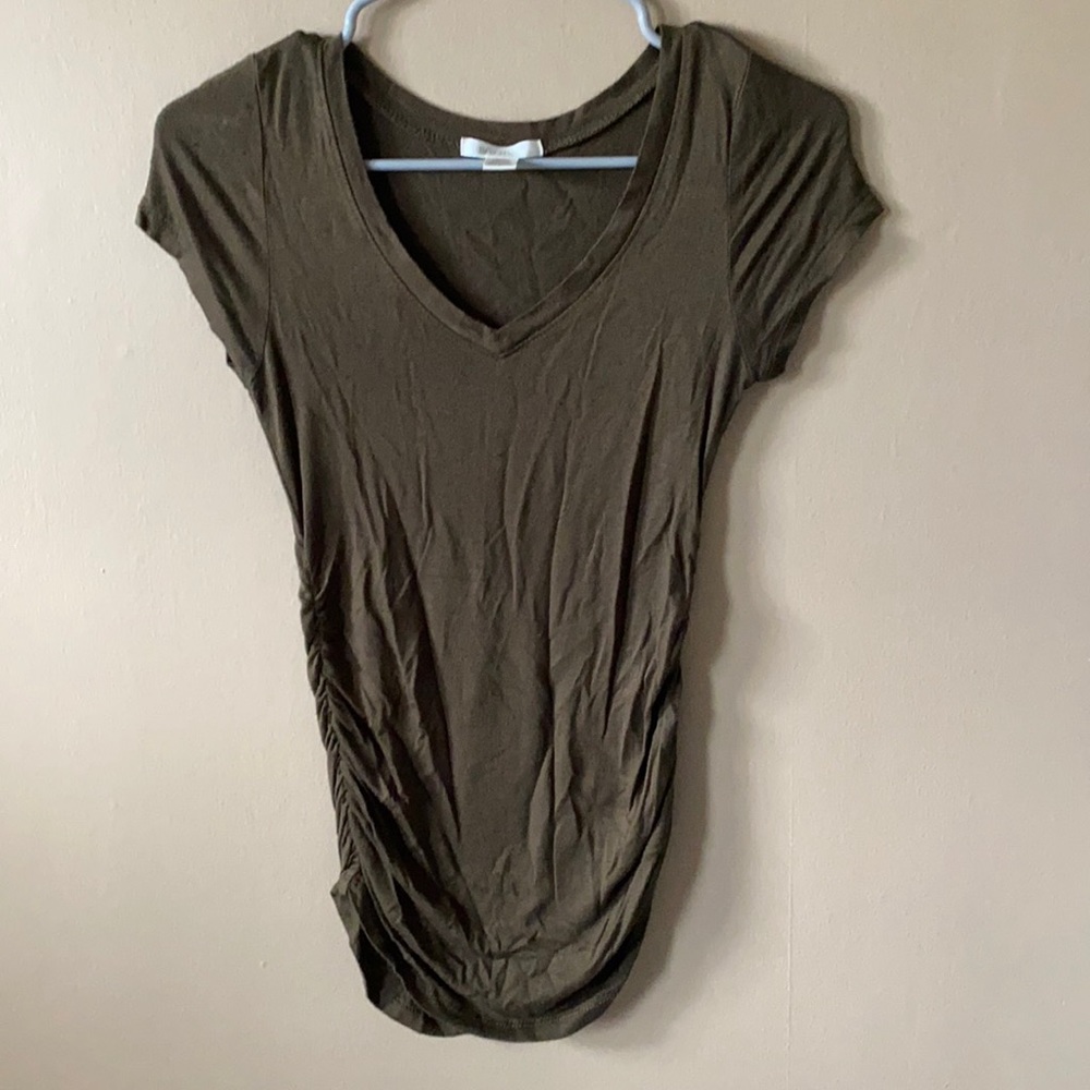 Singed sides v-neck shirt